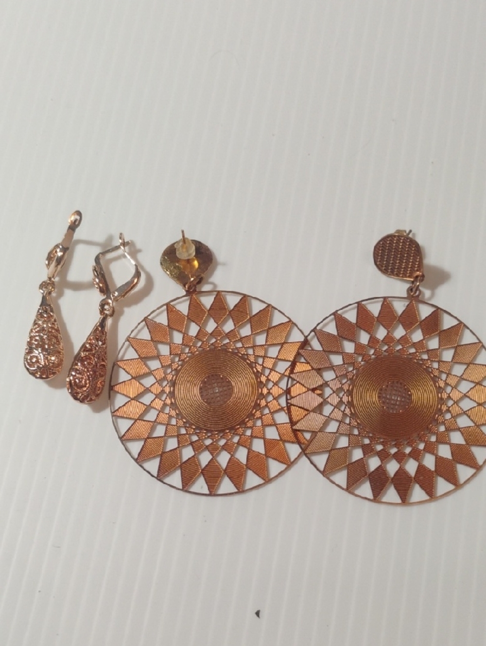 Set Of 2 Champagne Bronze Metallic Earrings